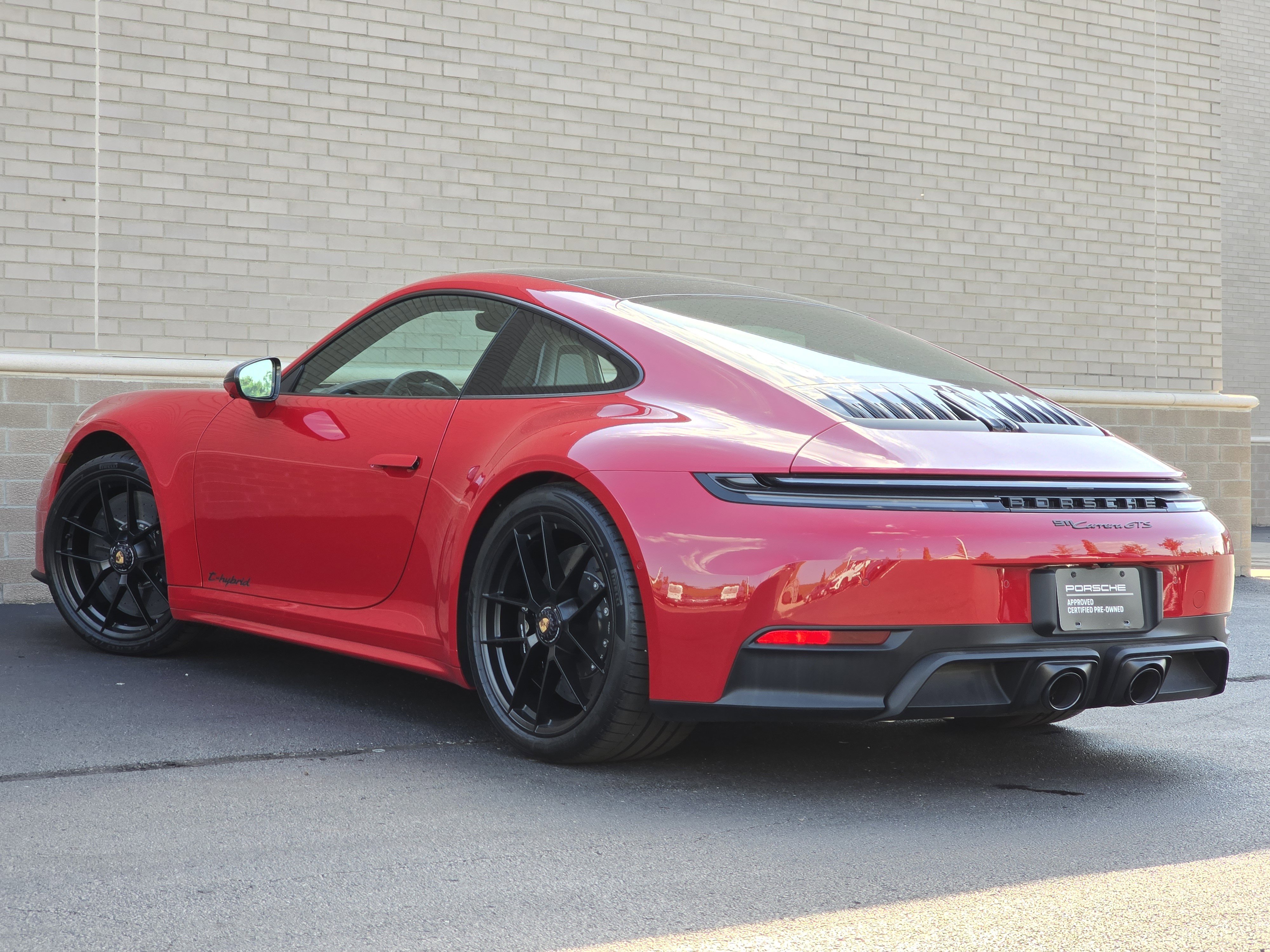 Certified 2025 Porsche 911 Carrera 4 GTS image 3
