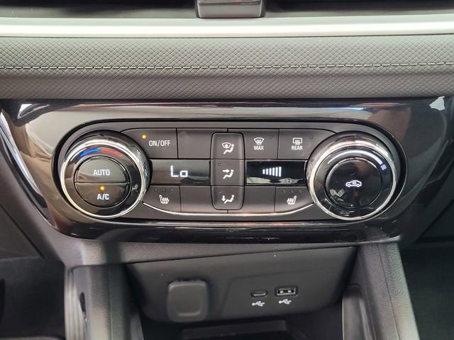 Used 2025 Chevrolet TrailBlazer LT w/ Convenience Package image 25