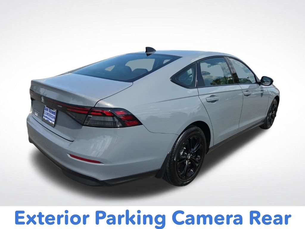 Used 2025 Honda Accord SE image 4