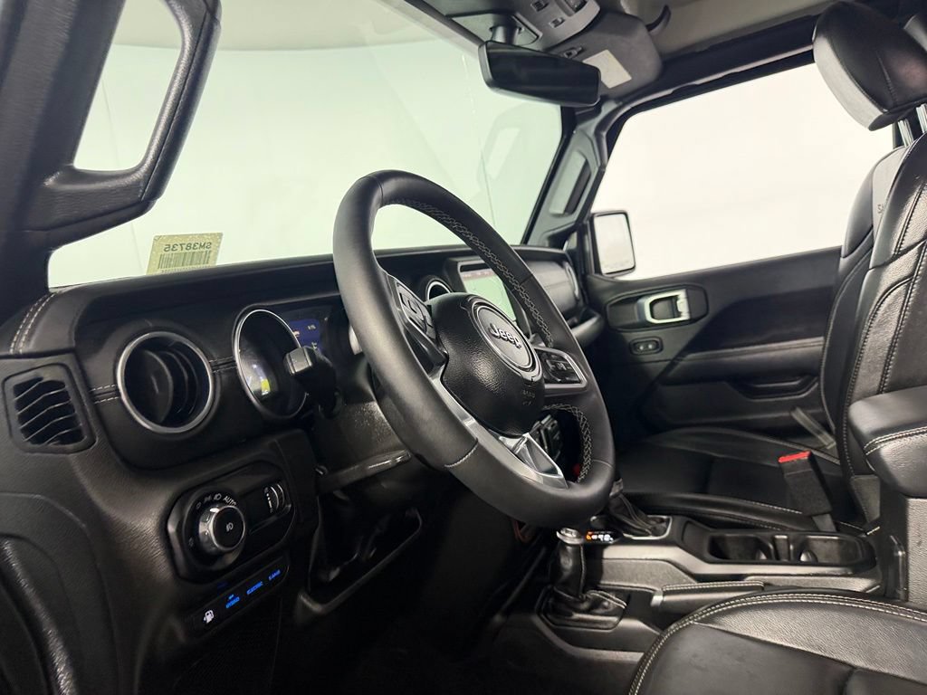 Used 2023 Jeep Wrangler Unlimited Sahara w/ Cold Weather Group AWD/4WD image 22