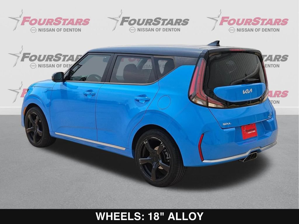 Used 2023 Kia Soul GT-Line FWD image 7