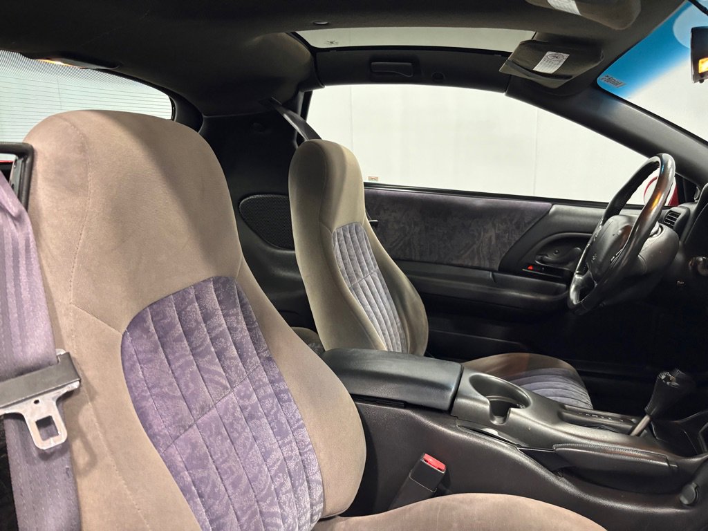 Used 2001 Chevrolet Camaro Z28 w/ Preferred Equipment Group 2 RWD image 19