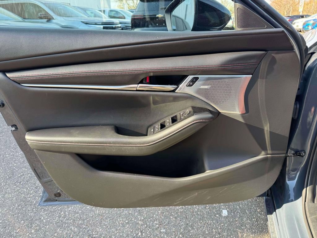Used 2023 MAZDA MAZDA3 s AWD/4WD image 18