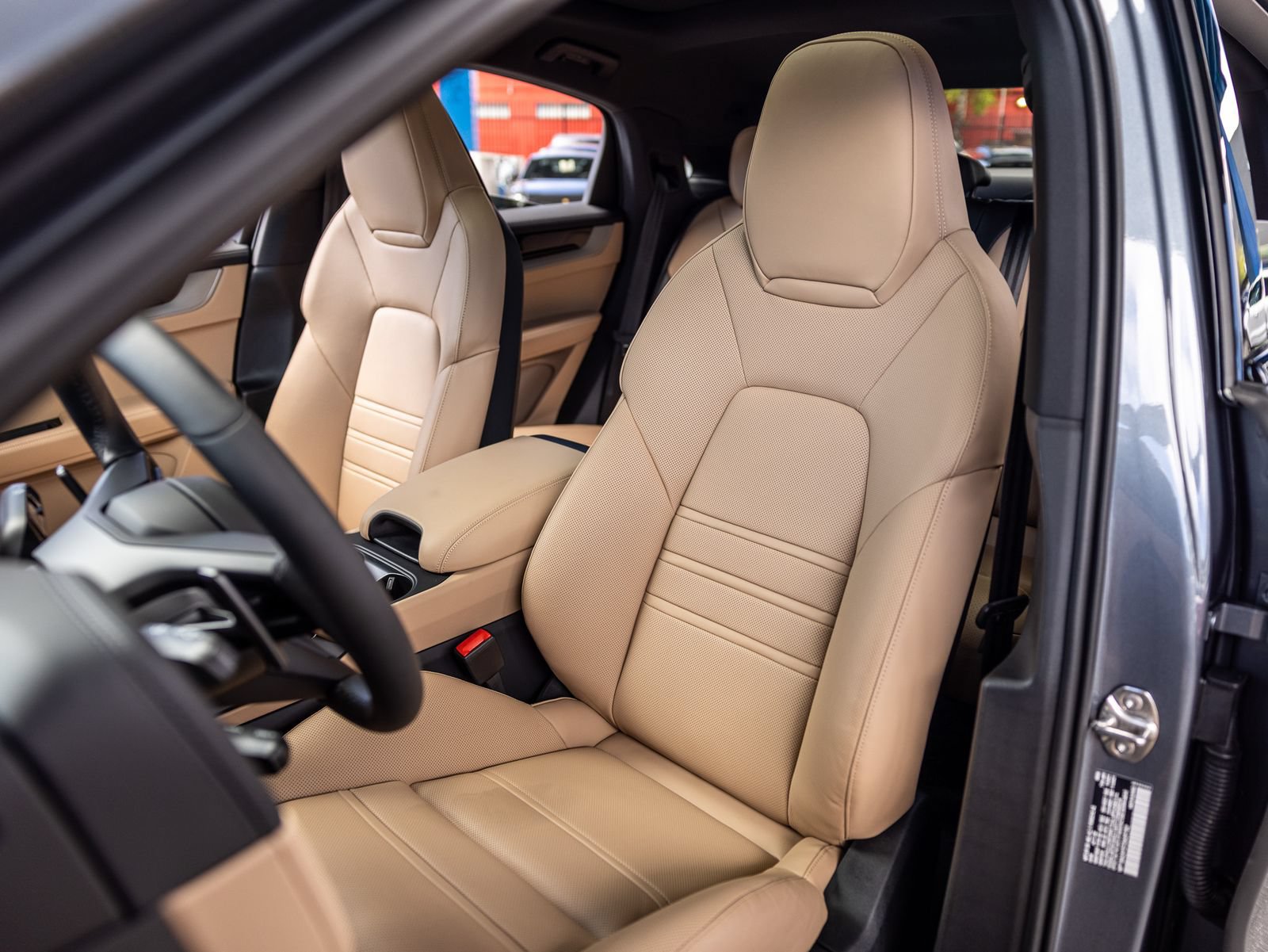 New 2026 Porsche Cayenne Coupe AWD/4WD image 5