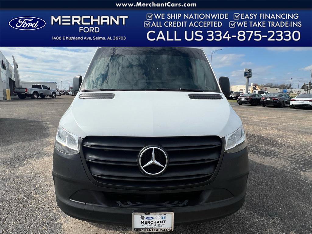 Used 2019 Mercedes-Benz Sprinter 1500 image 2