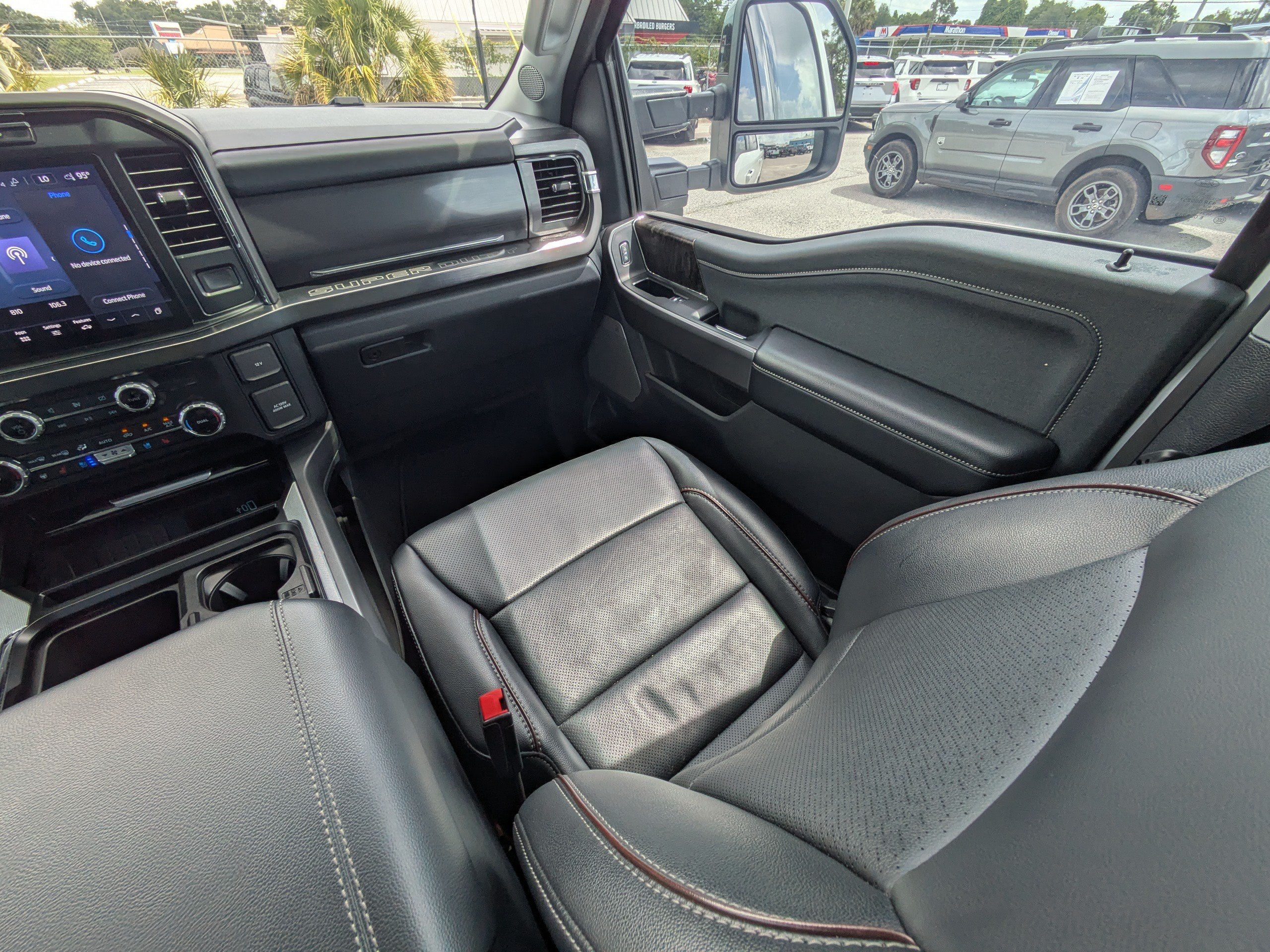 Used 2024 Ford F250 Lariat AWD/4WD image 17