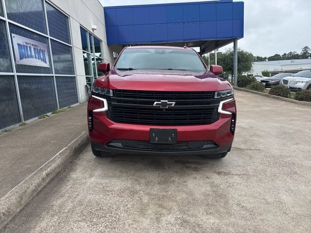 Used 2023 Chevrolet Suburban RST w/ Luxury Package AWD/4WD image 3