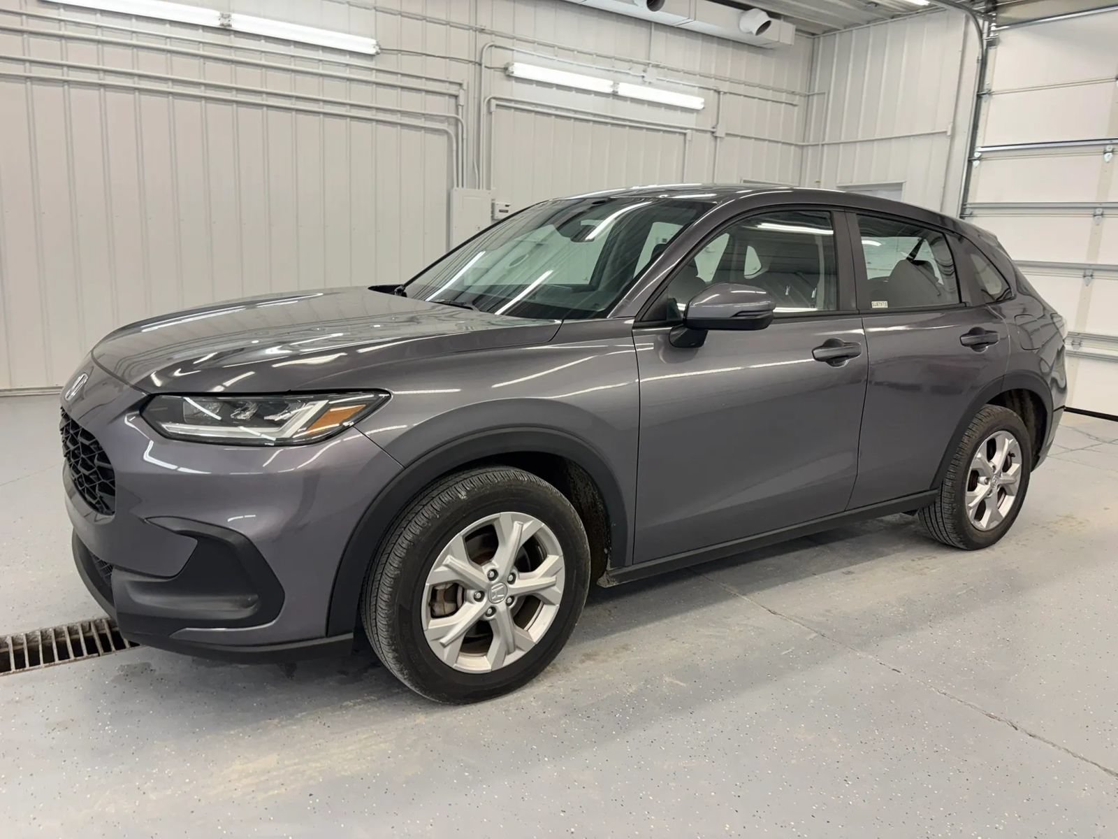 Used 2025 Honda HR-V LX image 12