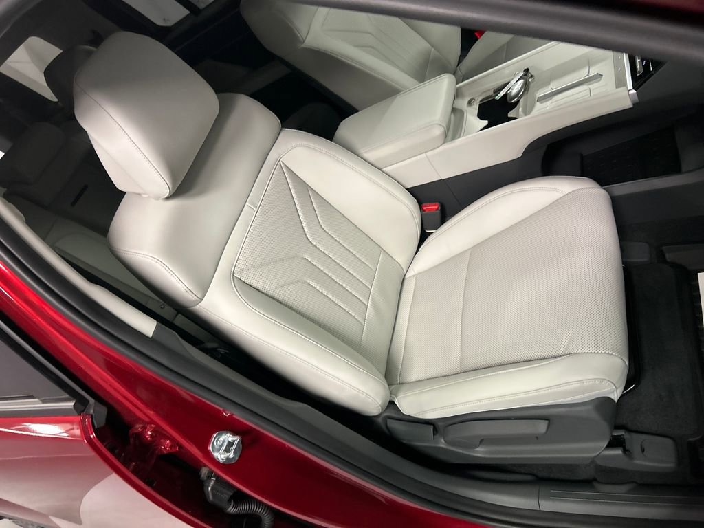 Used 2026 Hyundai Santa Fe SEL image 24