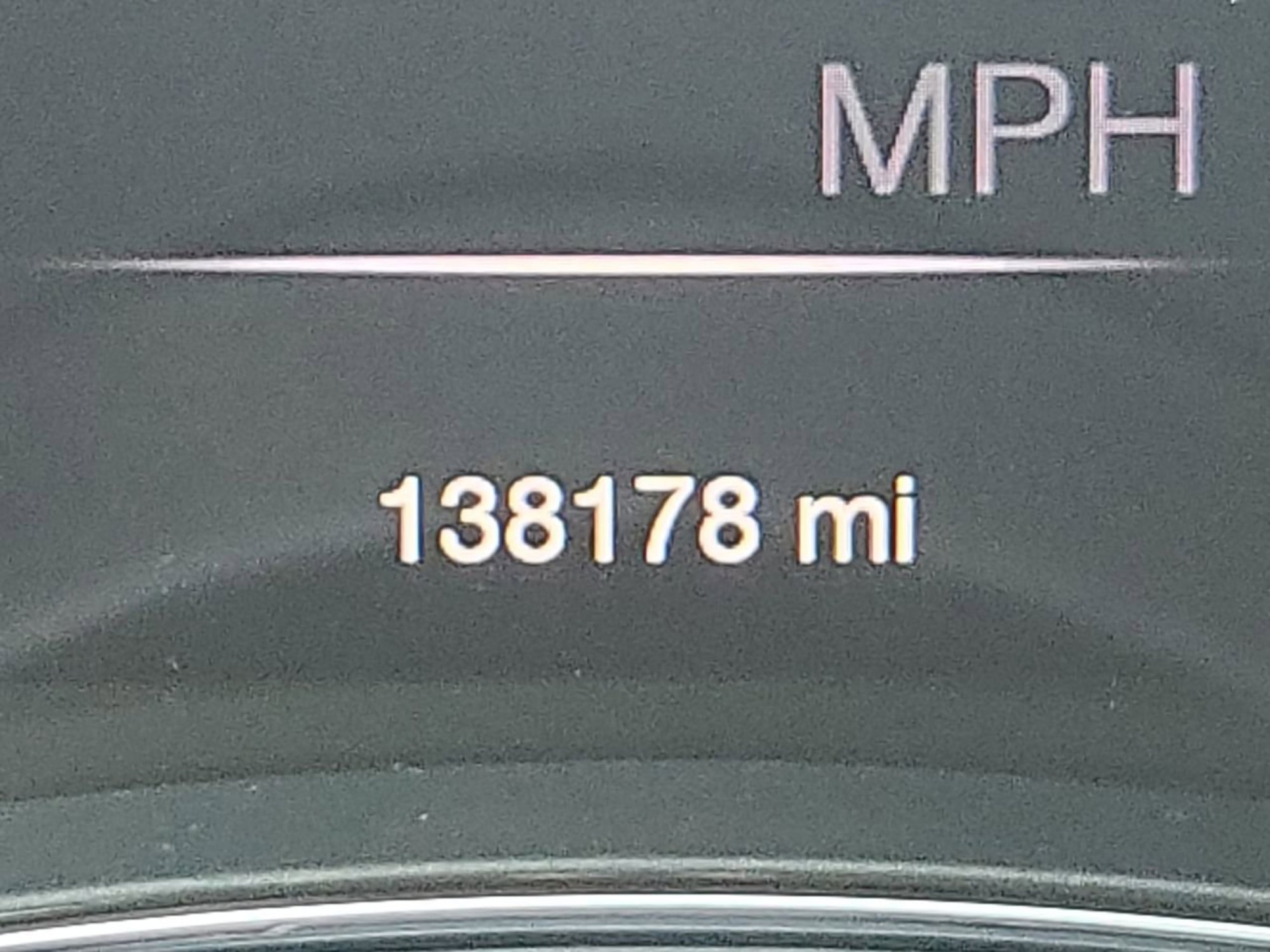 Used 2017 Jeep Grand Cherokee Limited w/ Luxury Group II image 33