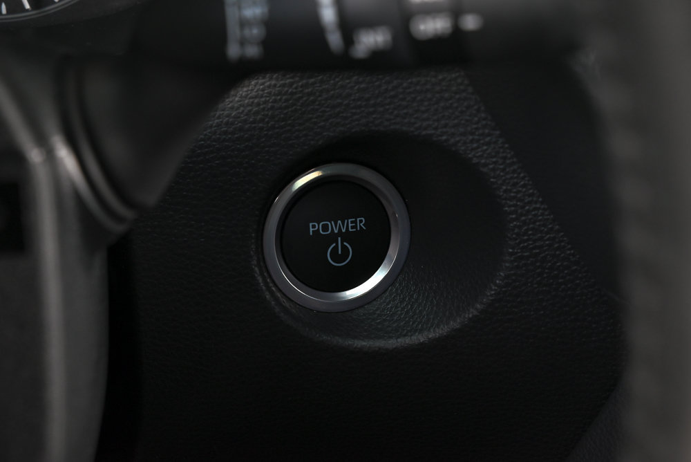 Used 2023 Toyota Corolla Cross AWD Hybrid image 25