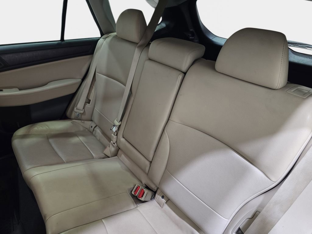 Used 2017 Subaru Outback 2.5i Limited image 16