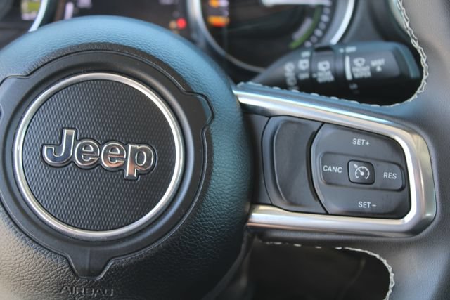 Used 2023 Jeep Wrangler Unlimited Rubicon 4xe AWD/4WD image 19