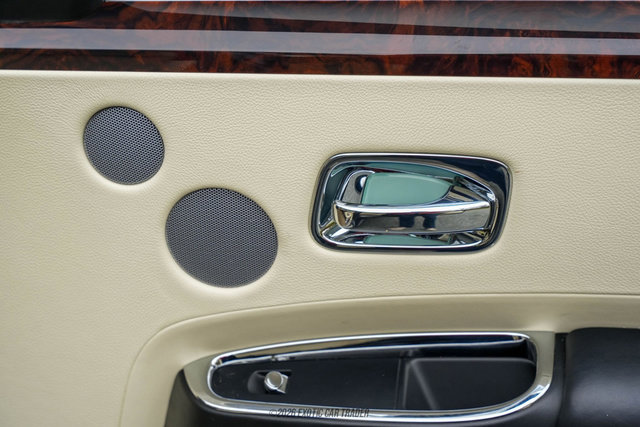 Used 2011 Rolls-Royce Ghost image 37