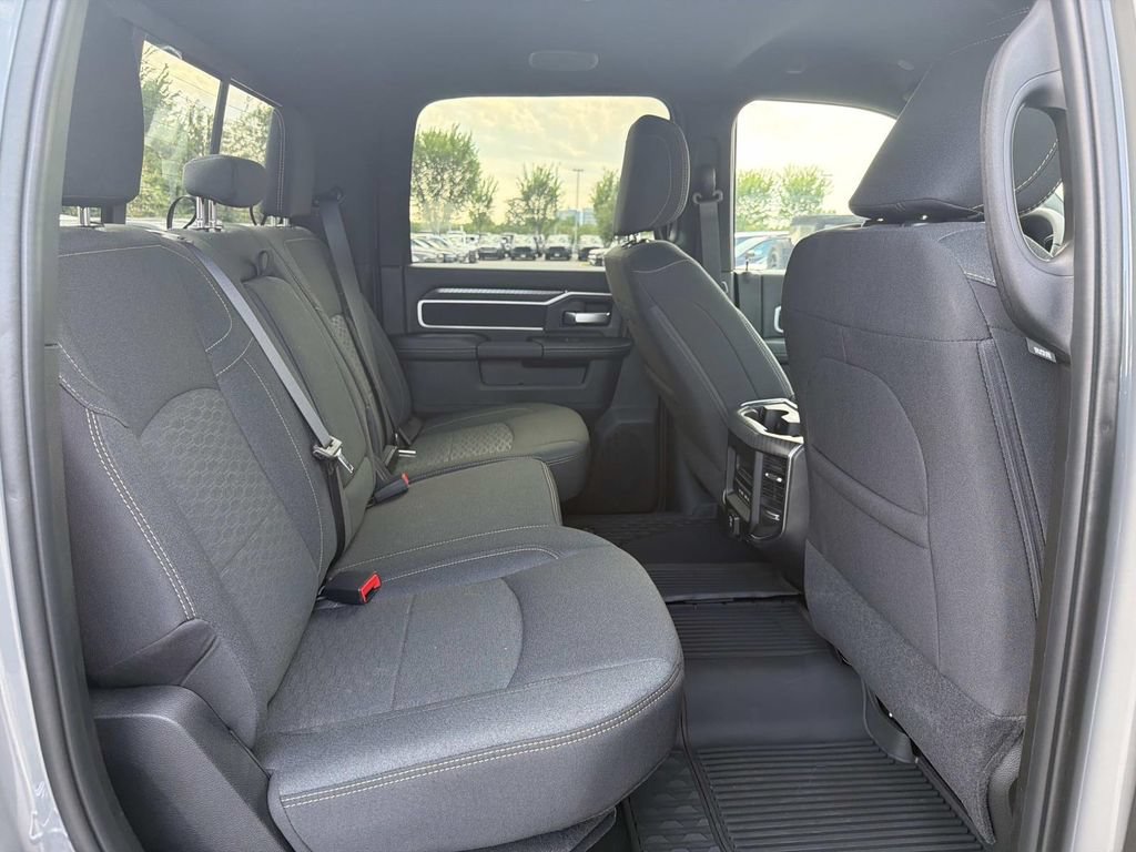 New 2026 RAM 2500 Big Horn AWD/4WD image 25