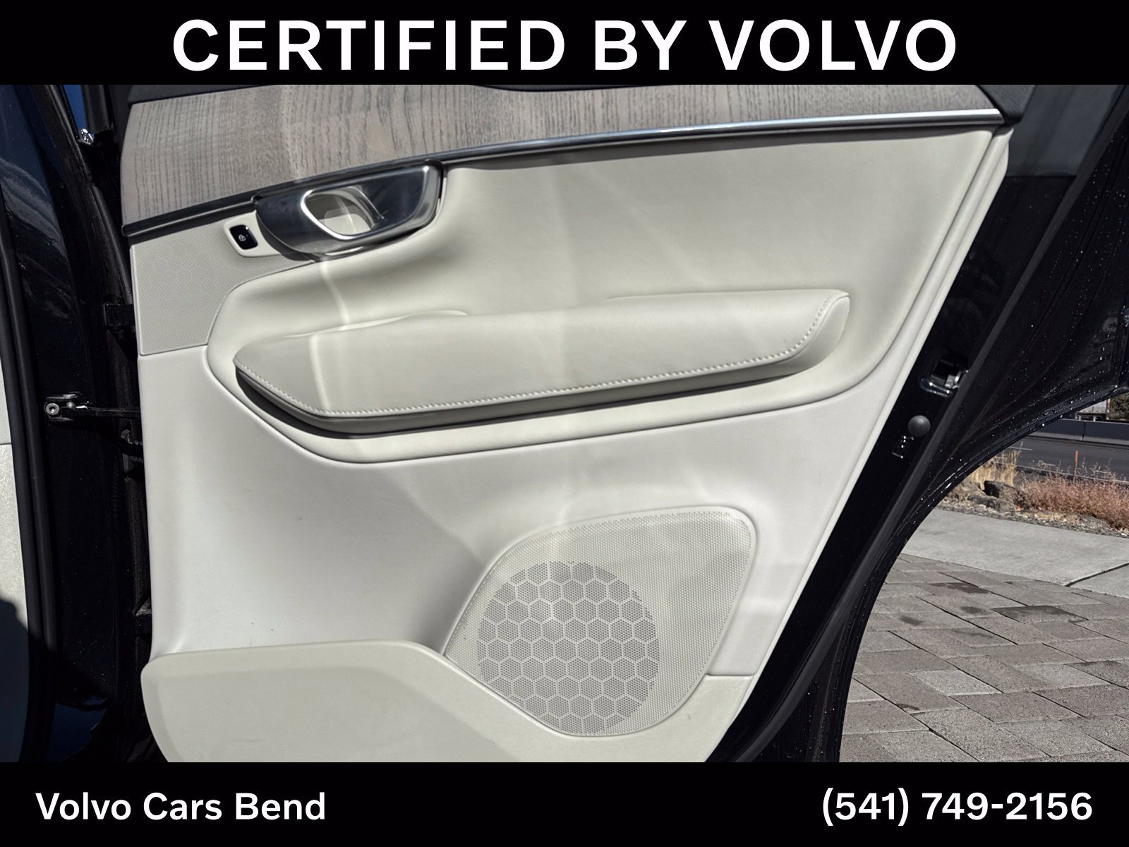 Used 2024 Volvo XC90 B6 Plus w/ Protection Package Premier AWD/4WD image 24