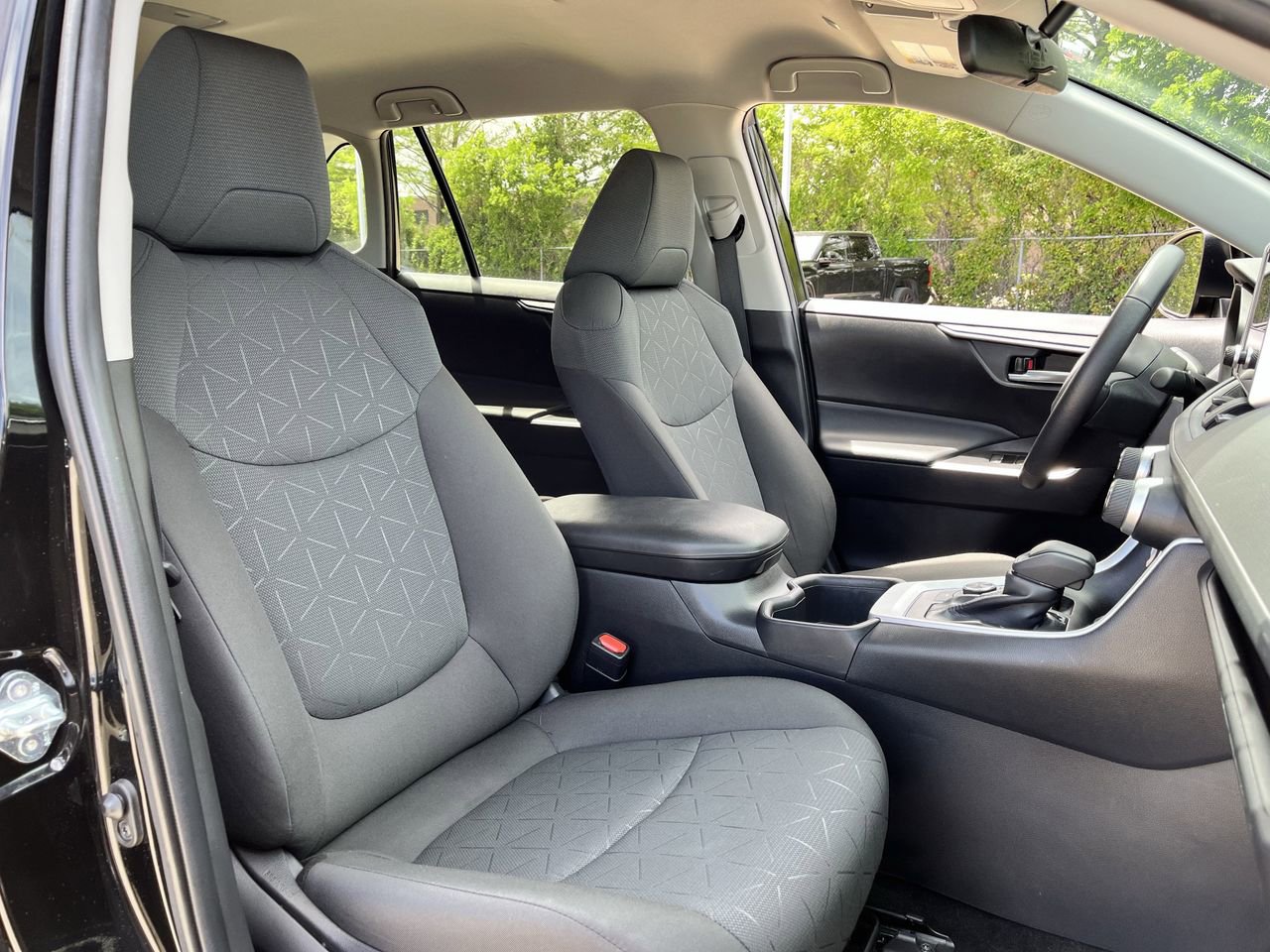 Used 2024 Toyota RAV4 XLE w/ Weather Package AWD/4WD image 24