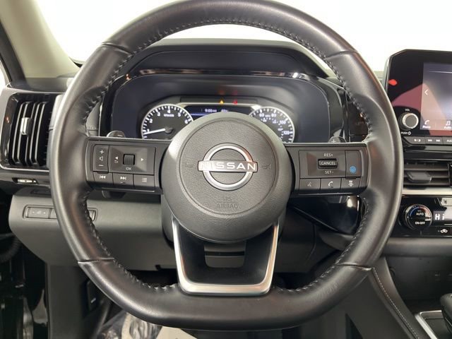 Used 2024 Nissan Pathfinder SV image 20