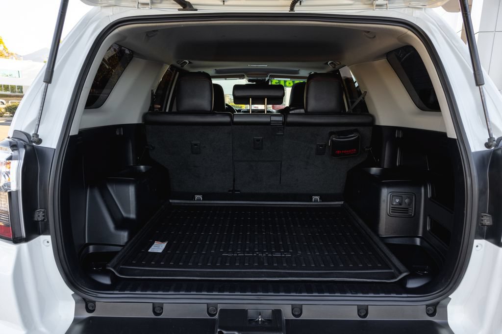 Used 2024 Toyota 4Runner TRD Off-Road Premium w/ Moonroof Package AWD/4WD image 8