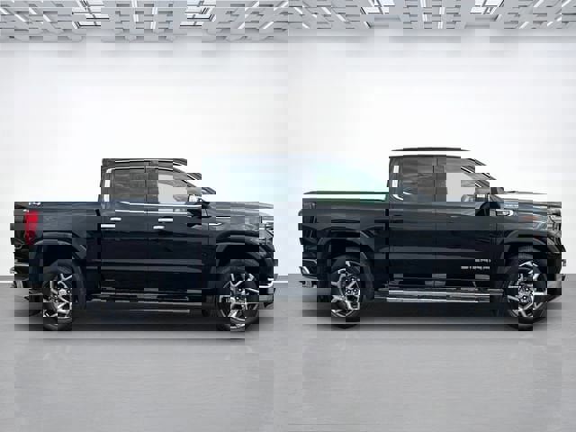 Used 2022 GMC Sierra 1500 SLT w/ SLT Convenience Package image 3