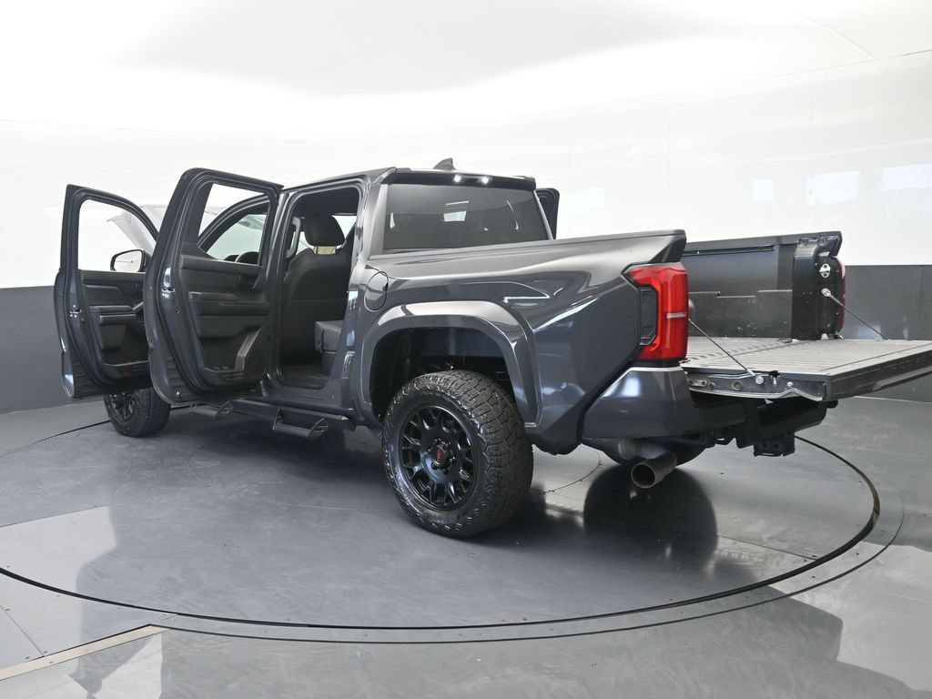 Used 2025 Toyota Tacoma SR5 RWD image 81
