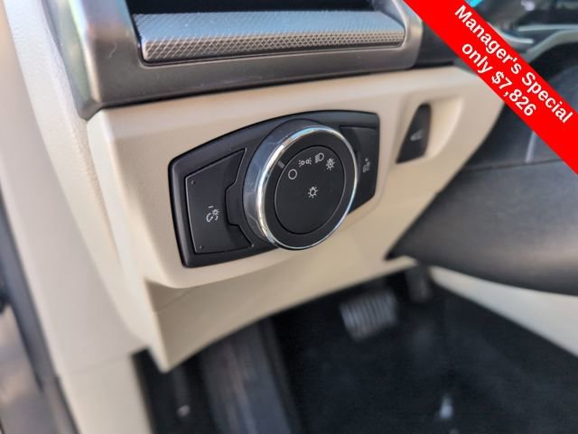 Used 2018 Ford Fusion SE image 16