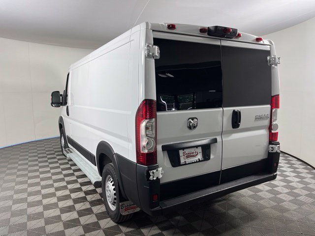 Used 2025 RAM ProMaster 2500 w/ U-Haul Equipment Group FWD image 5