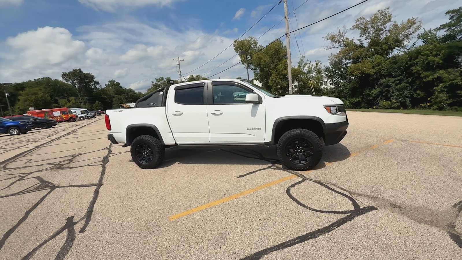 Certified 2019 Chevrolet Colorado ZR2 w/ ZR2 Dusk Special Edition AWD/4WD image 9