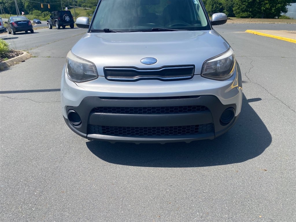 Used 2019 Kia Soul FWD image 5