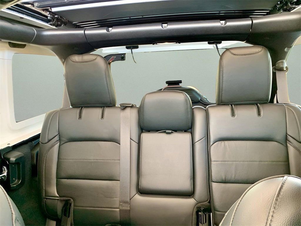 Used 2023 Jeep Wrangler Altitude image 37
