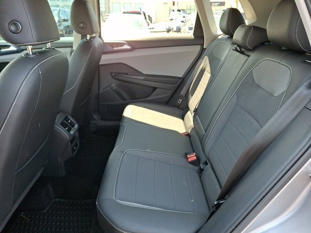 Certified 2024 Volkswagen Taos SE AWD/4WD image 13