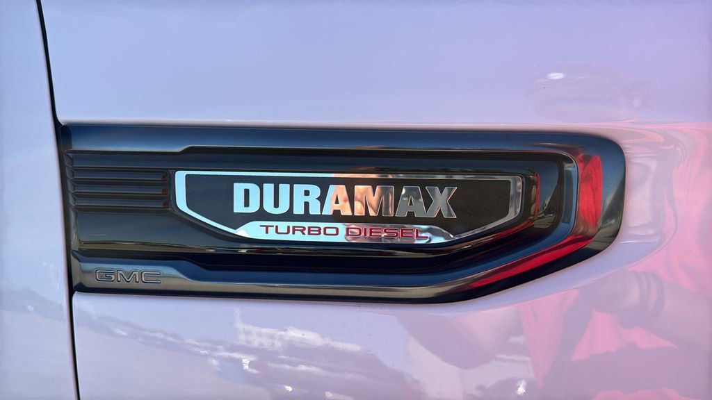 Used 2024 GMC Sierra 1500 AT4 w/ Technology Package image 10