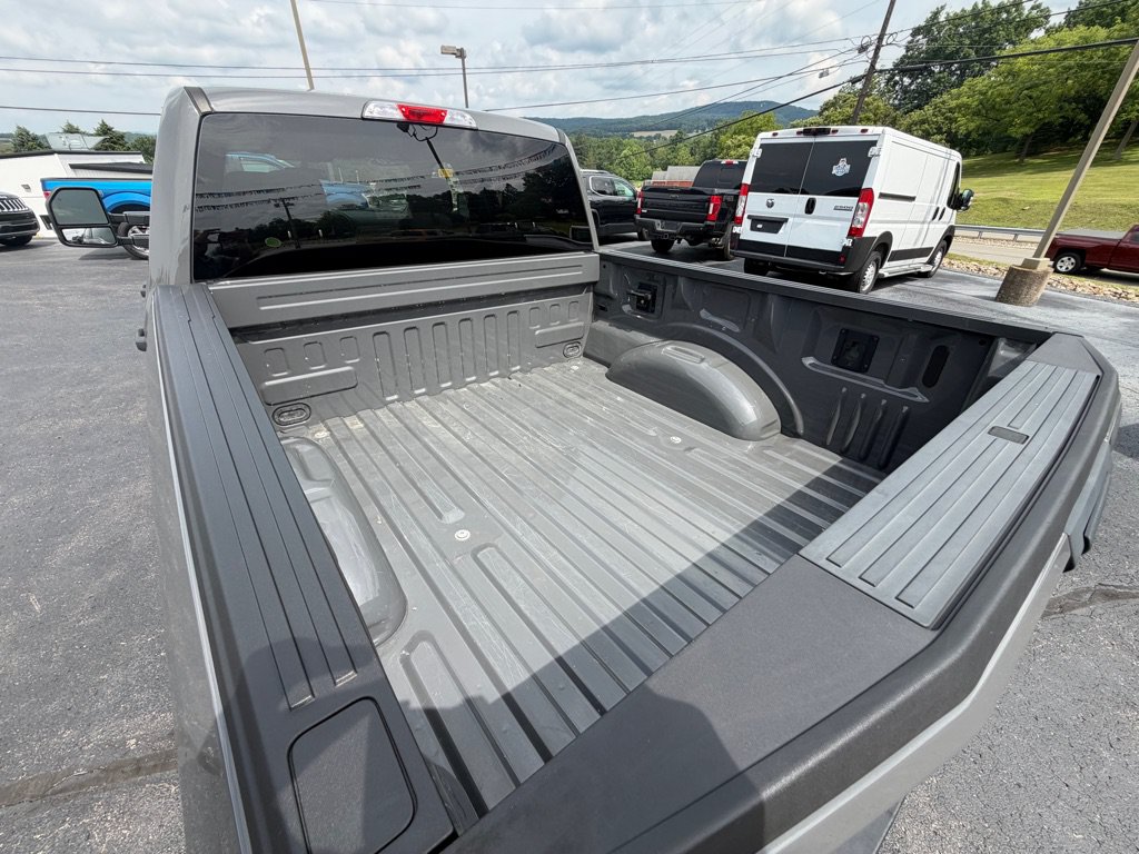 Used 2020 Ford F150 XL w/ Equipment Group 101A Mid AWD/4WD image 18