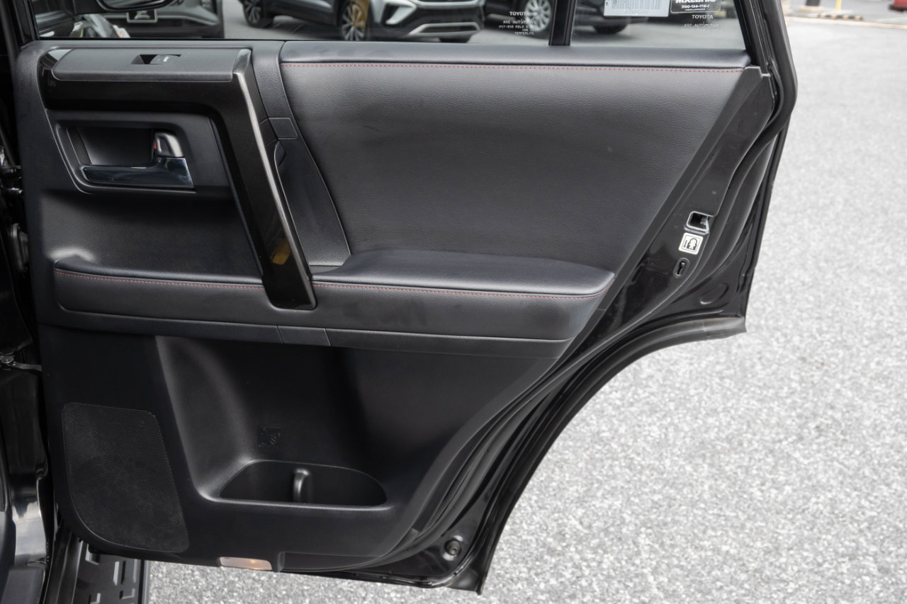 Used 2024 Toyota 4Runner TRD Off-Road image 34