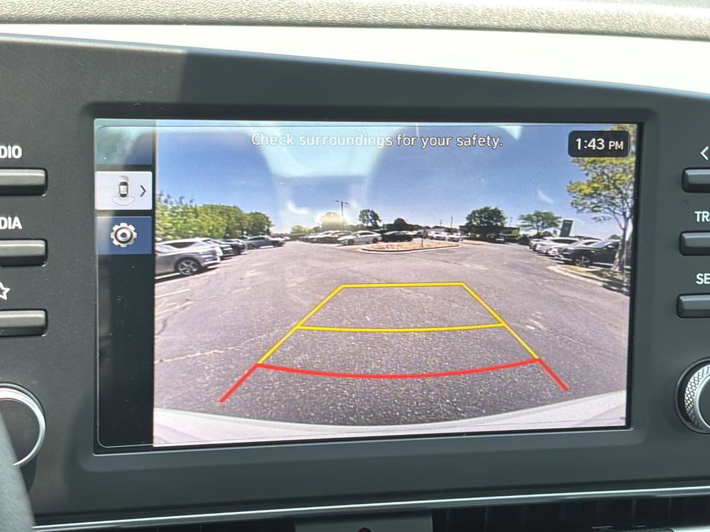 Used 2025 Hyundai Elantra SE FWD image 27