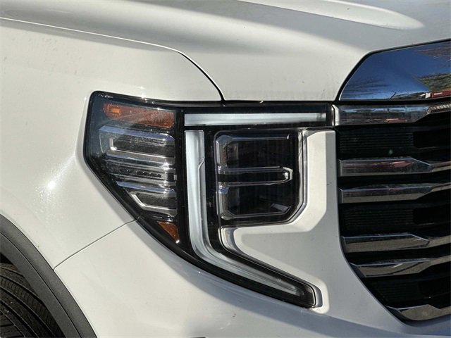 Used 2025 GMC Sierra 1500 SLT image 5