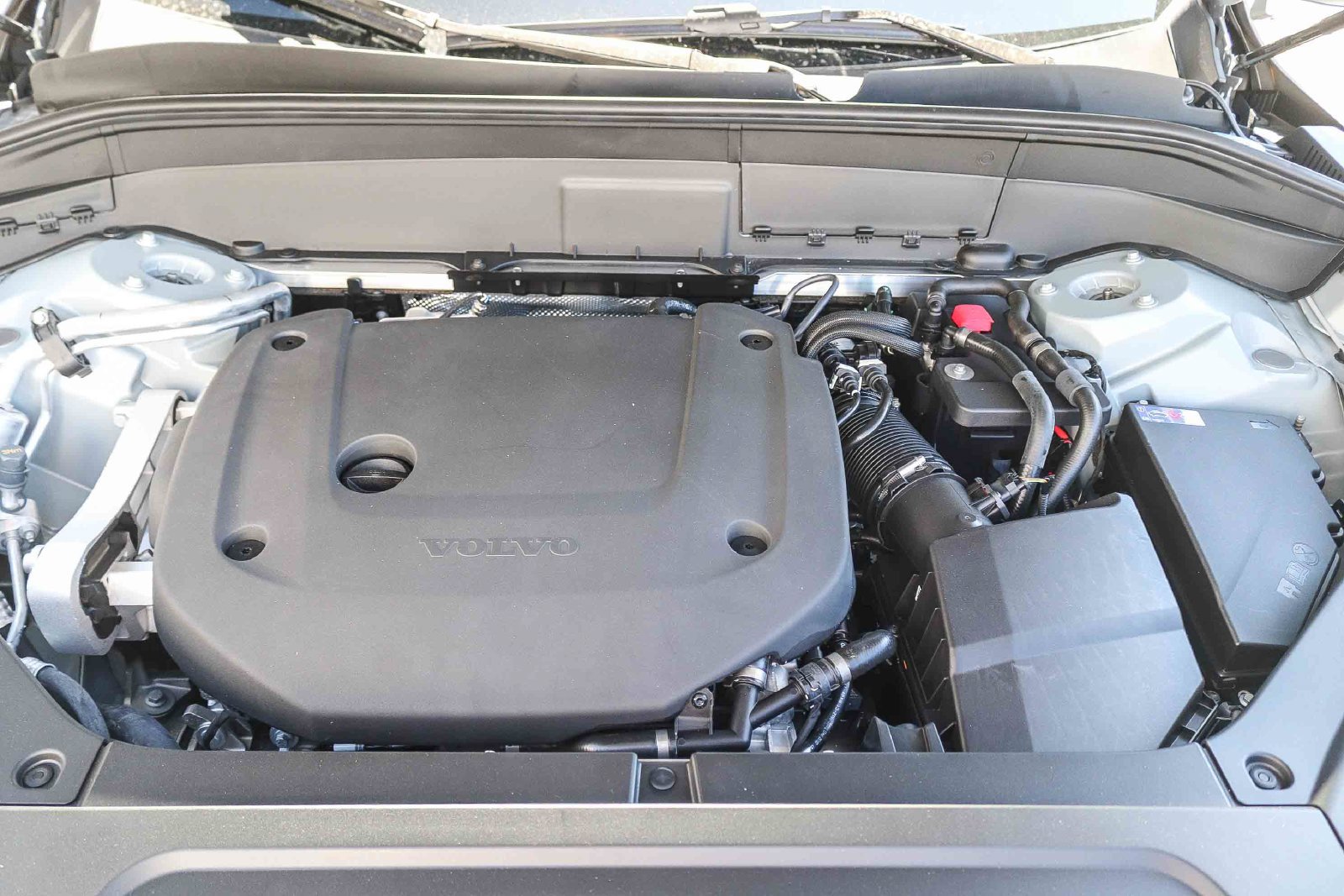 New 2027 Volvo XC90 B6 Plus AWD/4WD image 28