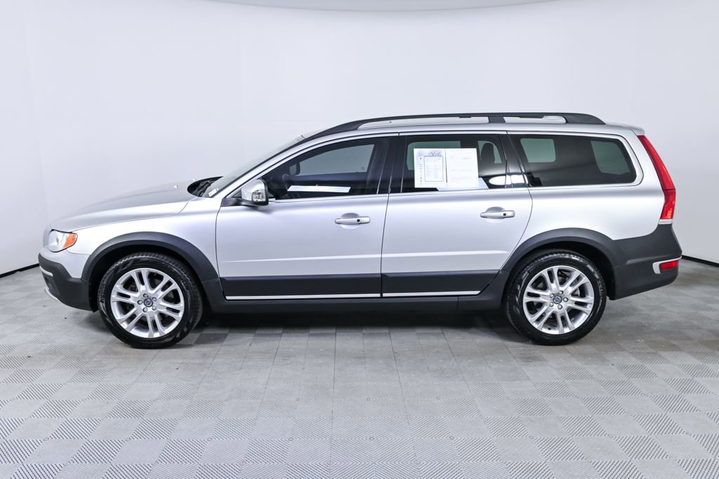 Used 2016 Volvo XC70 T5 Premier w/ Proximity Package AWD/4WD image 3