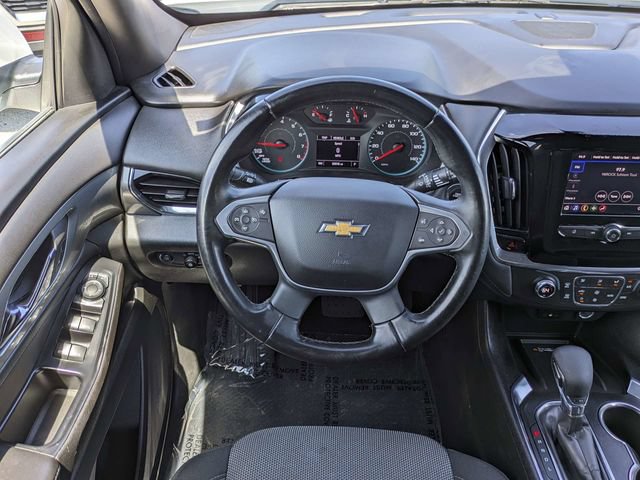 Used 2023 Chevrolet Traverse LT FWD image 17