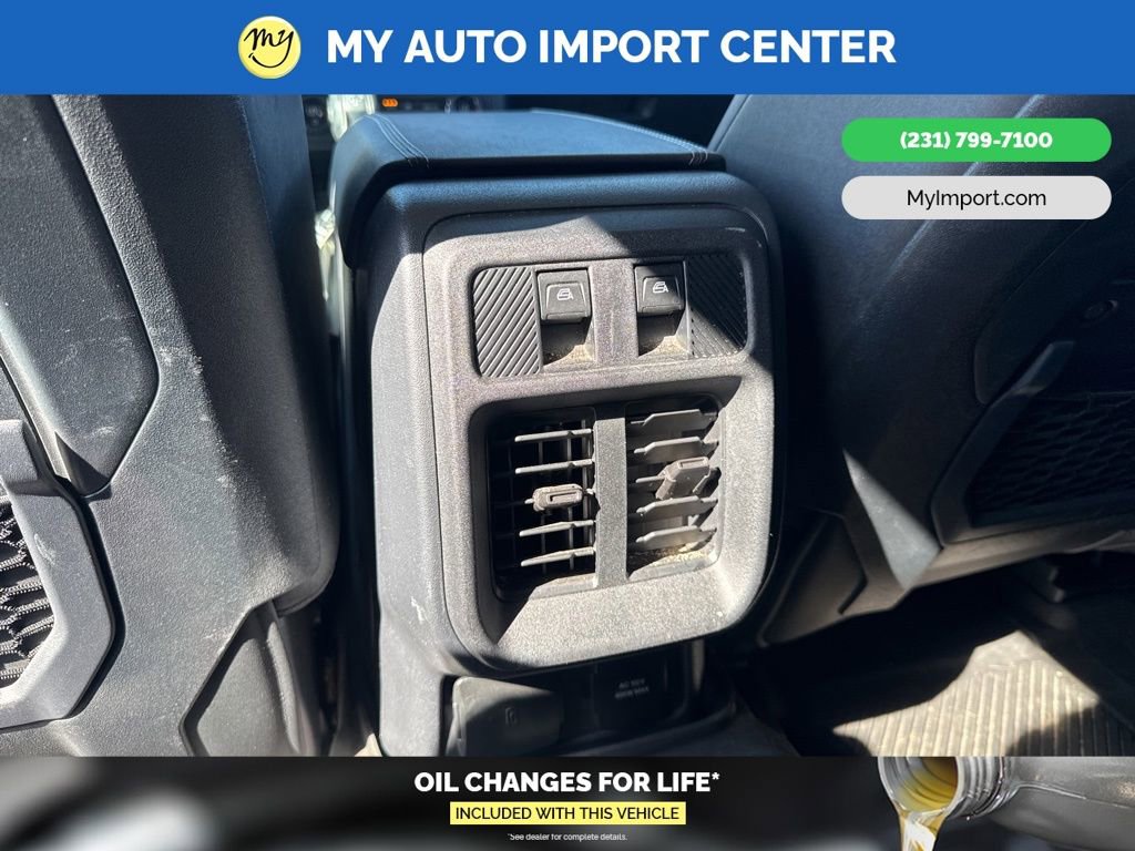 Used 2025 Ford Bronco Badlands AWD/4WD image 26