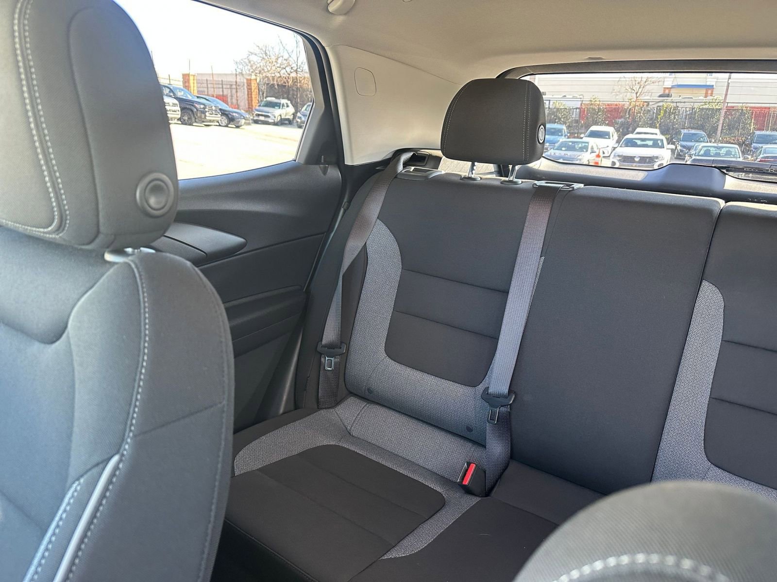 Used 2025 Chevrolet TrailBlazer LT w/ Driver Confidence Package image 37