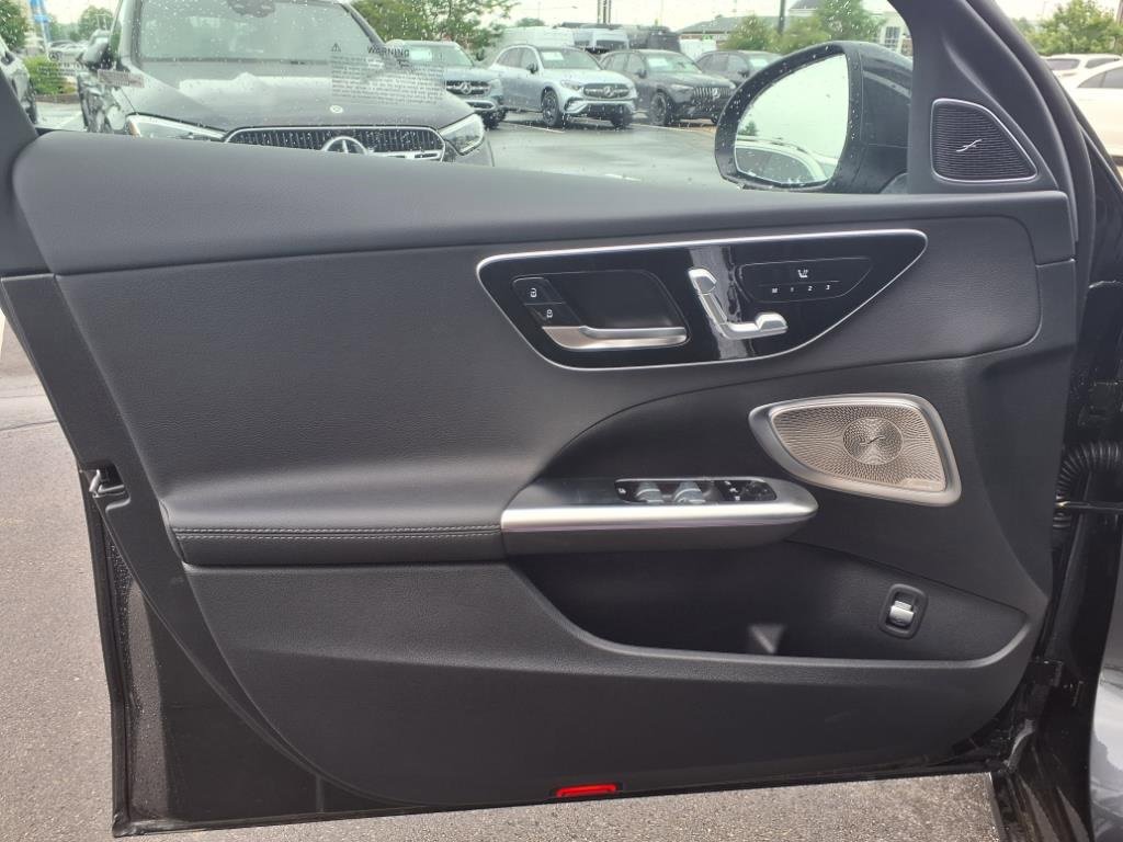 New 2025 Mercedes-Benz C 300 4MATIC Sedan image 11