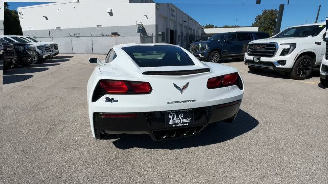 Used 2017 Chevrolet Corvette Stingray Coupe w/ 1LT RWD image 8