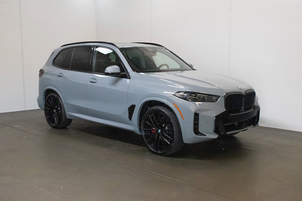 New 2026 BMW X5 xDrive40i w/ M Sport Package
