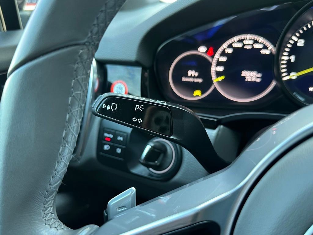 Used 2022 Porsche Cayenne E-Hybrid Coupe image 63