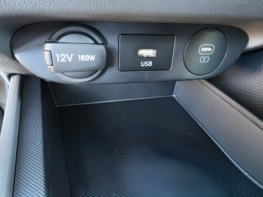 New 2026 Hyundai Elantra SE FWD image 21