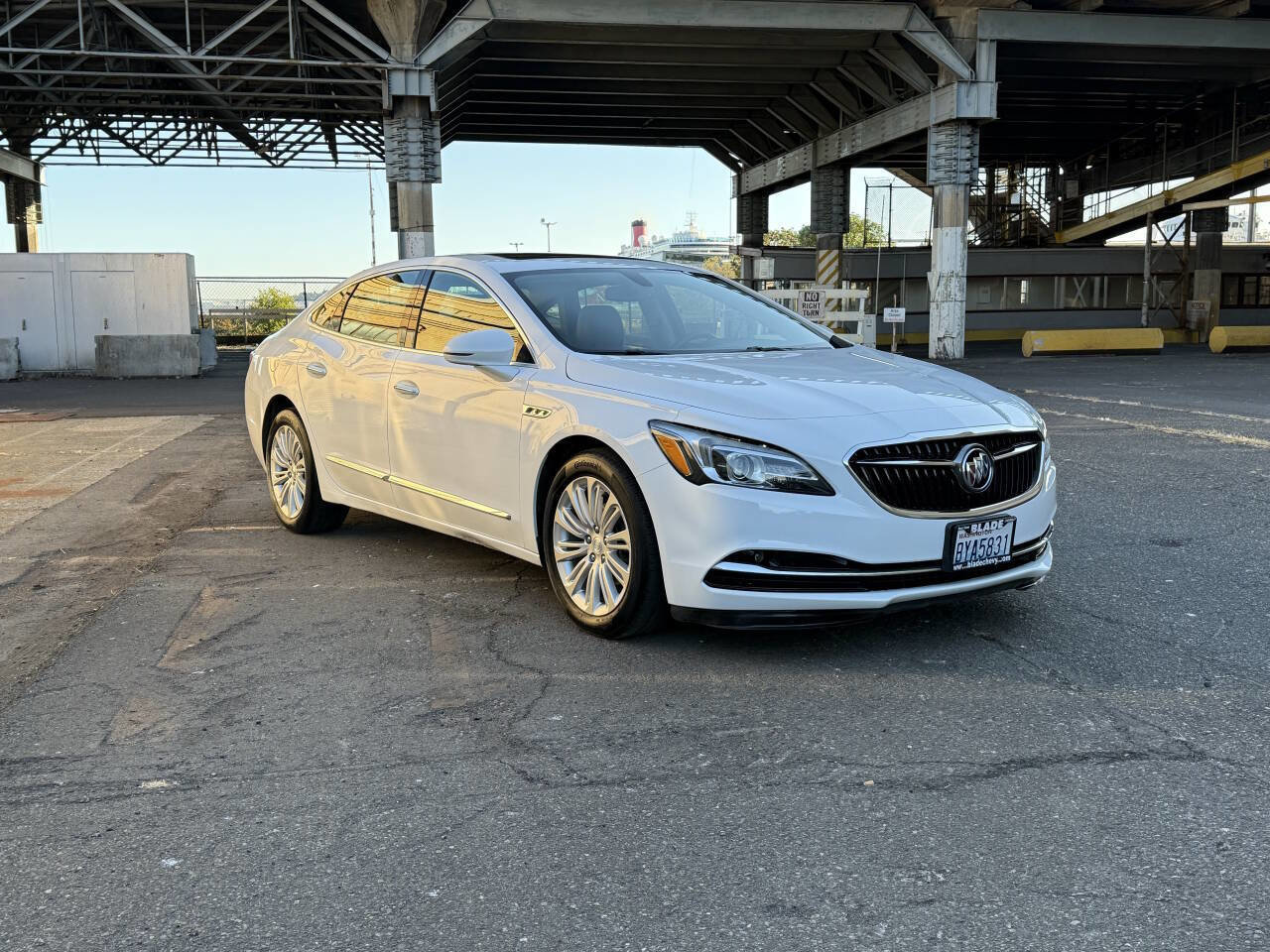Used 2019 Buick LaCrosse Essence image 12