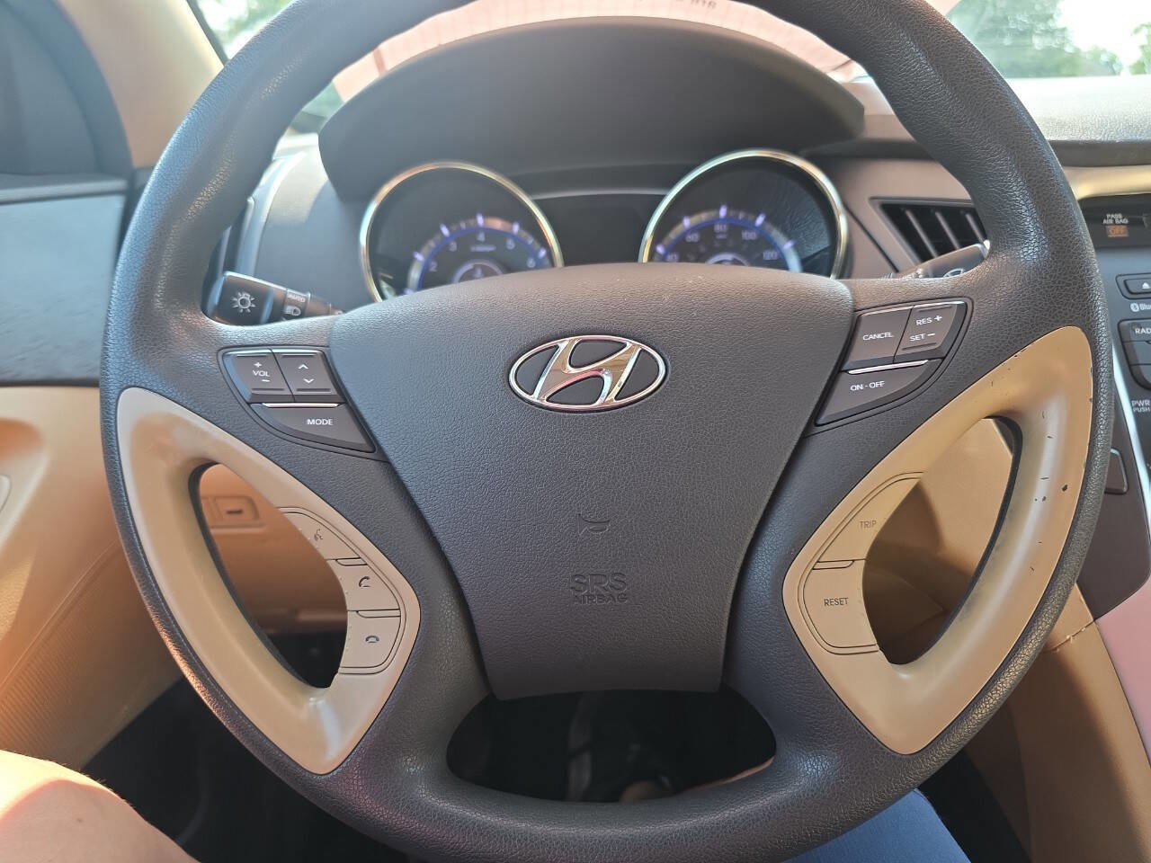 Used 2013 Hyundai Sonata GLS w/ Popular Equipment Pkg image 15