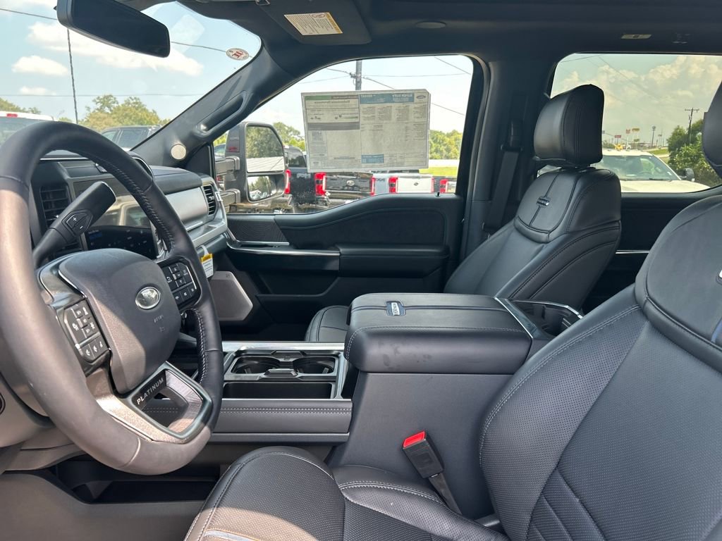 New 2025 Ford F250 Platinum w/ FX4 Off-Road Package image 25