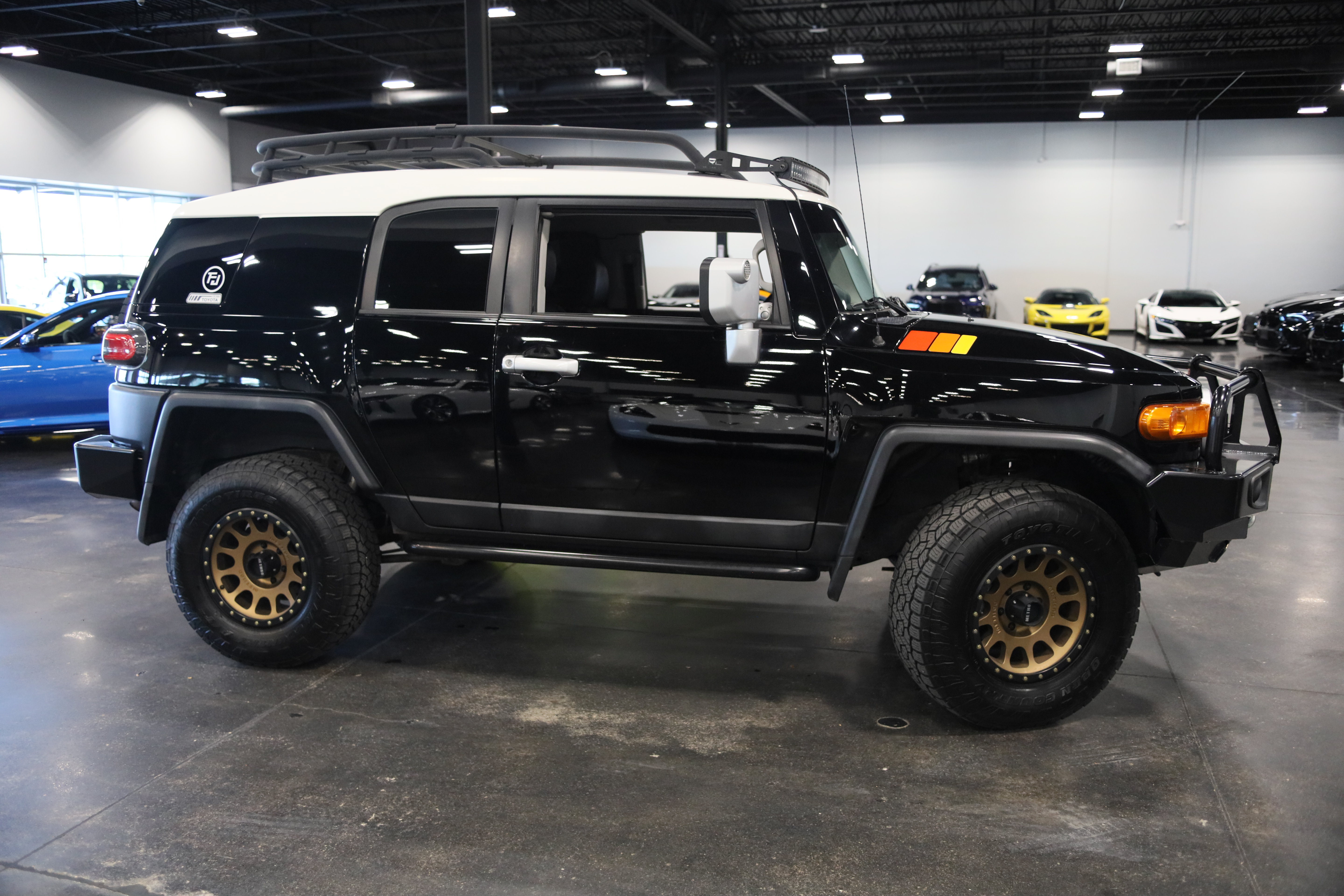 Used 2012 Toyota FJ Cruiser 4WD w/ Convenience Pkg image 8
